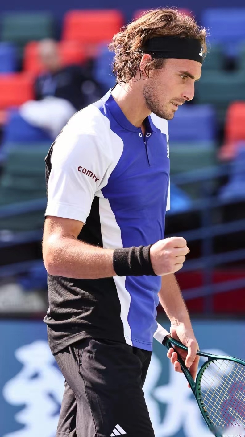 美网力克拉沃尔杯，西西帕斯带队取胜