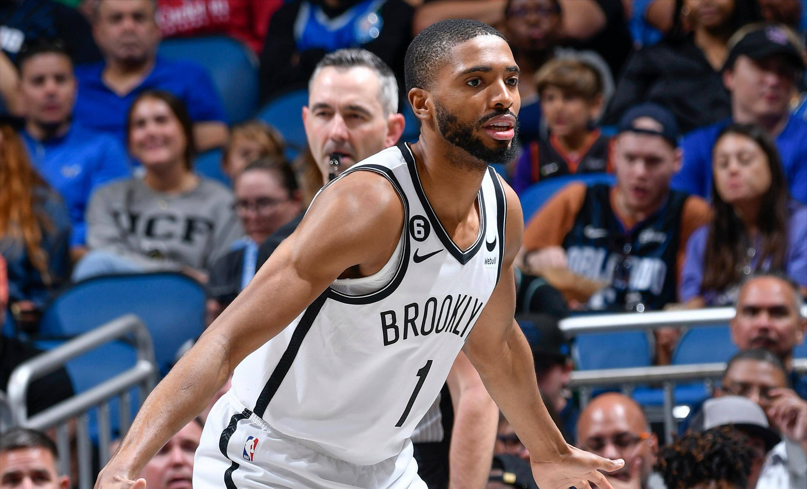 广州队力克爵士，拉文惊艳四座