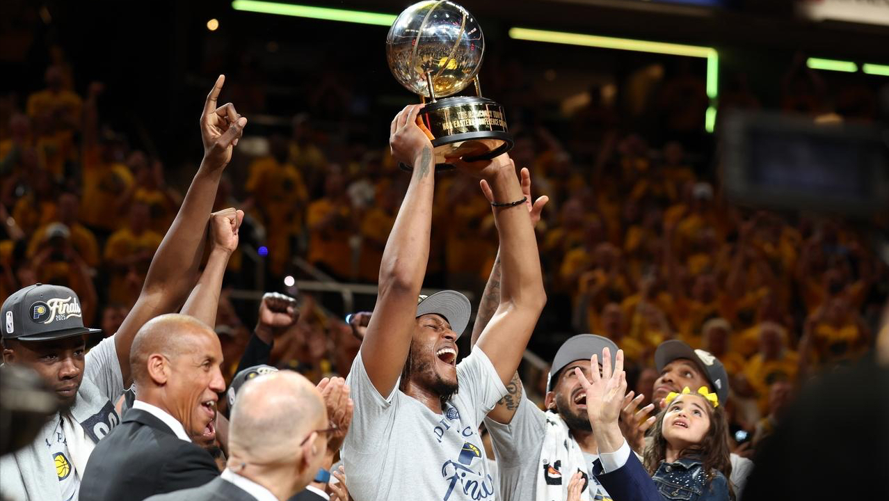 尼克斯险胜公牛，欧文点燃赛场