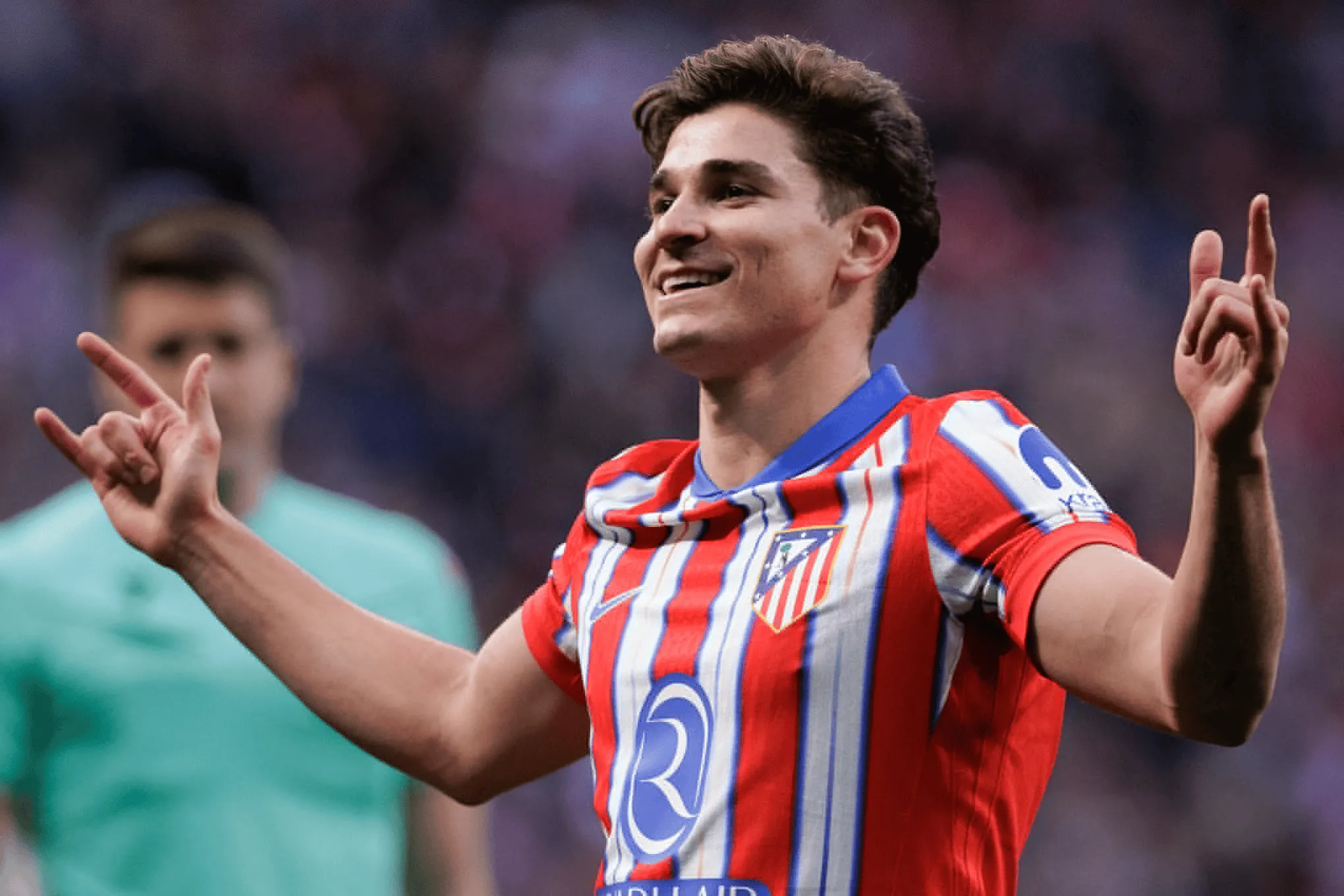 巴萨绝杀切尔西，阿尔瓦雷斯惊艳世界