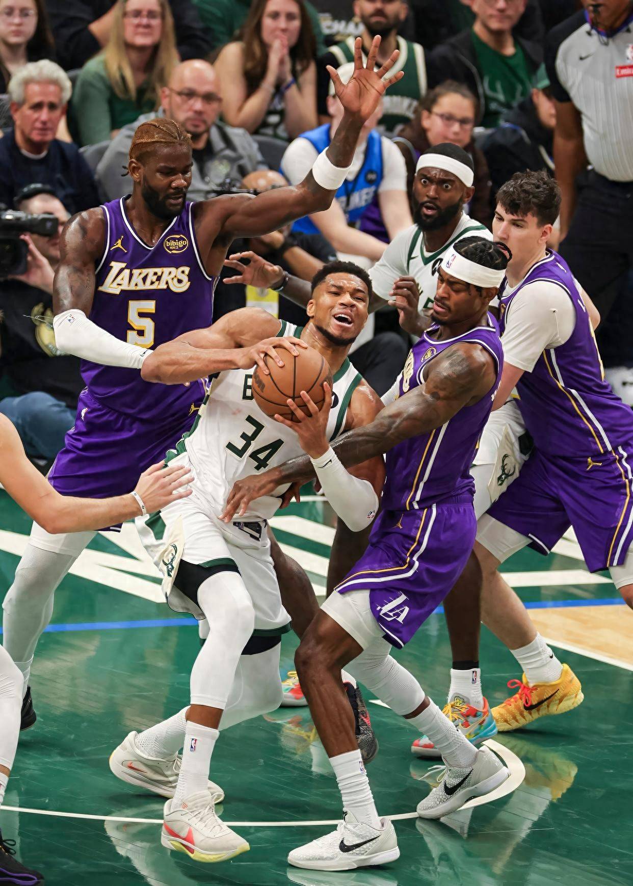 墨西哥男篮力克立陶宛男篮，东契奇一己之力扛起全队