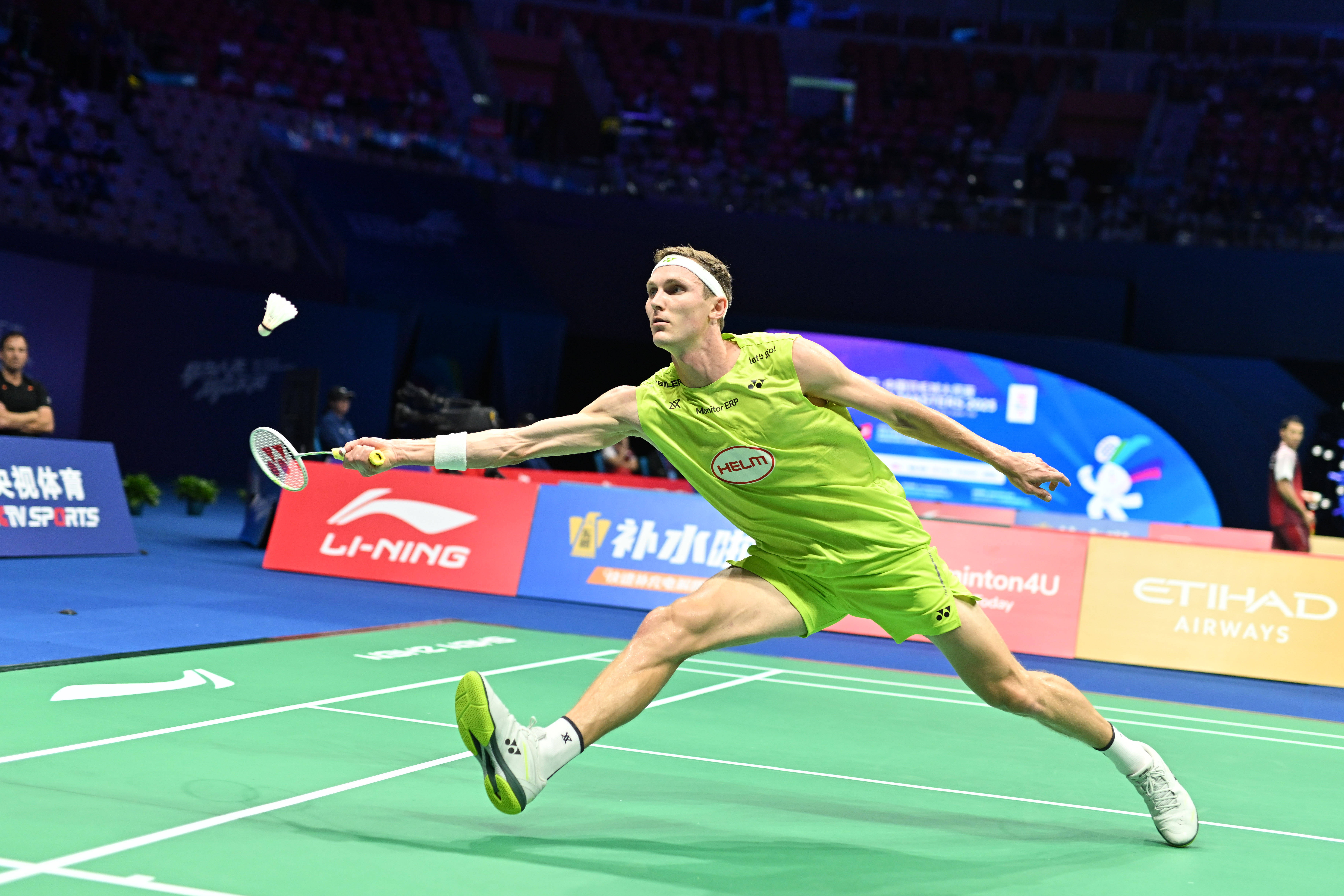 法国羽毛球队险胜丹麦羽毛球队，安赛龙关键制胜