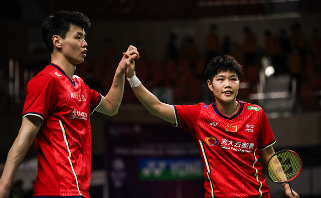 韩国队翻盘中国队，黄鸭组合刷新纪录